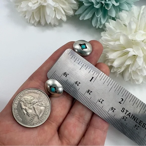 *SOLD* Vintage Turquoise Silver 925 Native Handmade Earrings Native Navajo - Picture 4 of 9